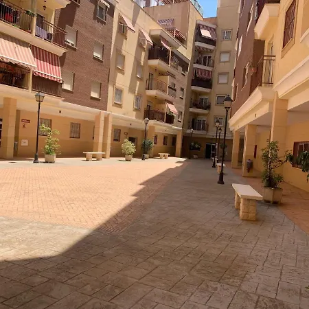 Apartment Piso De 3 Dormitorios Cerca De La Playa Y Del Recinto Ferial